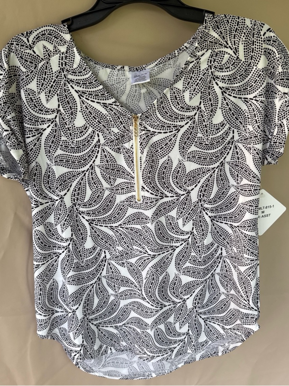 Black & White V-Neck Zip Front Women's Top
